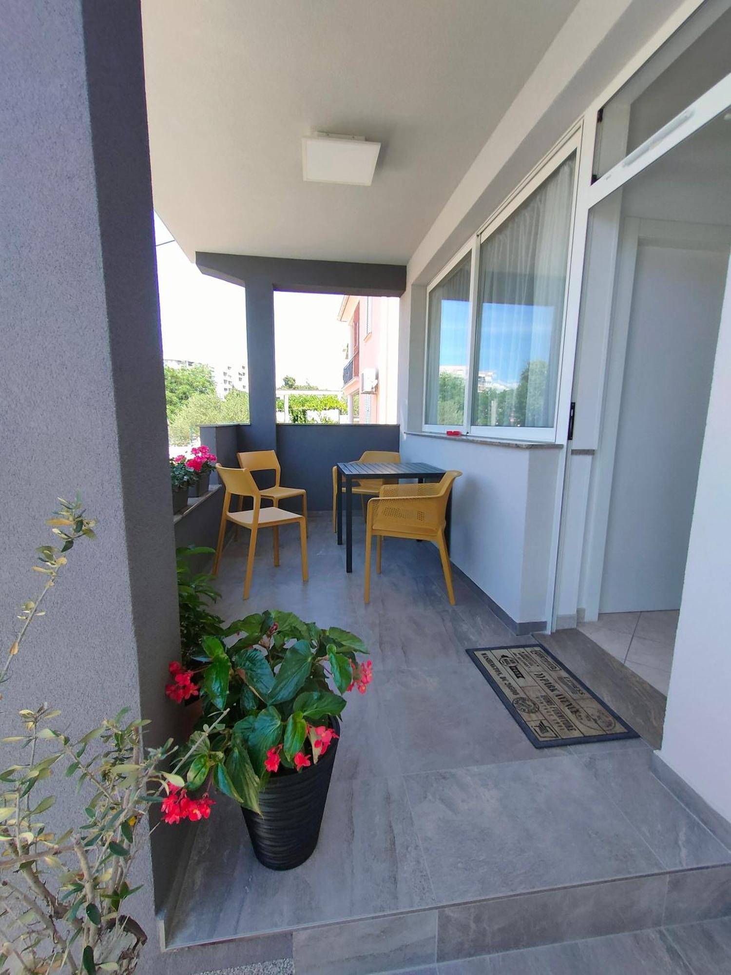 The Nice Dreams Studio Apartment 扎达尔 外观 照片